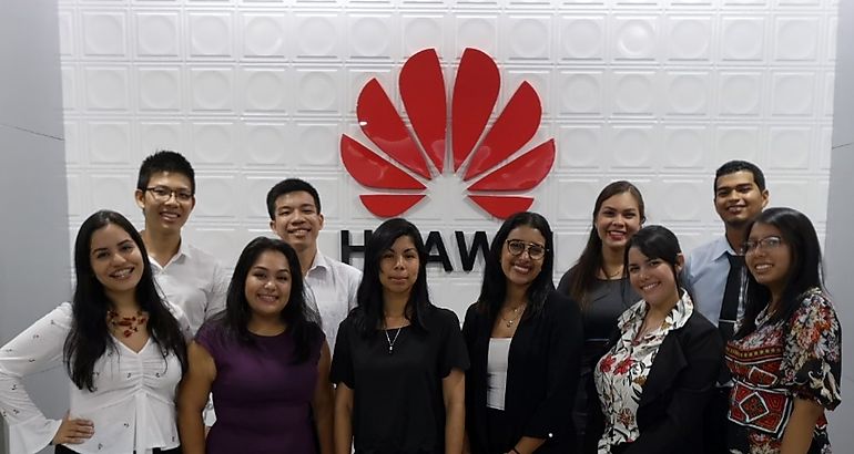 DIEZ ESTUDIANTES PANAMEOS VIAJARN A CHINA PARA RECIBIR ENTRENAMIENTO TECNOLGICO EN HUAWEI