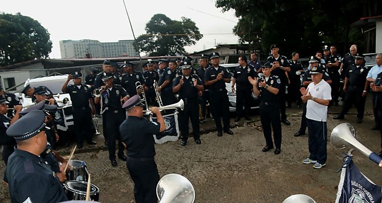 Banda de Msica de la Polica Nacional celebra 81 aos