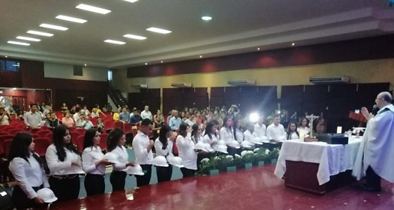 UPSalud ocupacional del CRUA realiz acto de imposicin del casco blanco