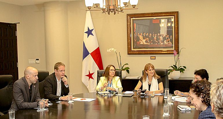 Presentan estrategia para fortalecer capacidades comerciales del pas 