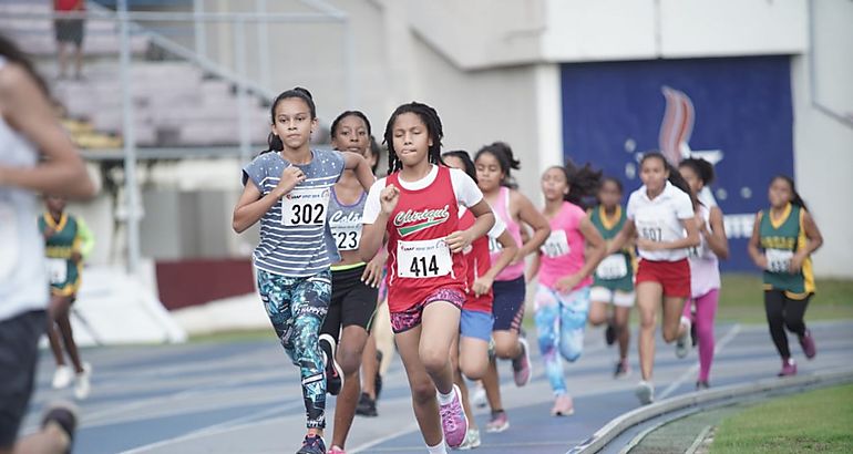 Federacin Panamea de Atletismo capta nuevos talentos