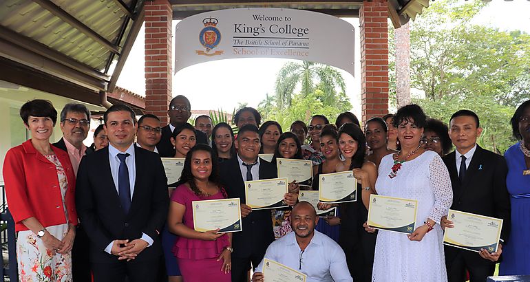 Kings College Panama certifica a profesores de colegios pblicos en el idioma ingls