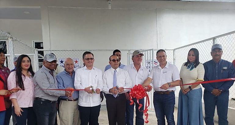 Viceministro Rognoni inaugur planta de procesamiento de carne en Chiriqu