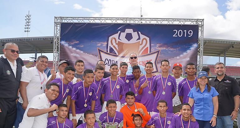 Los IPT Don Bosco y Bar los reyes de la Copa Presidente 