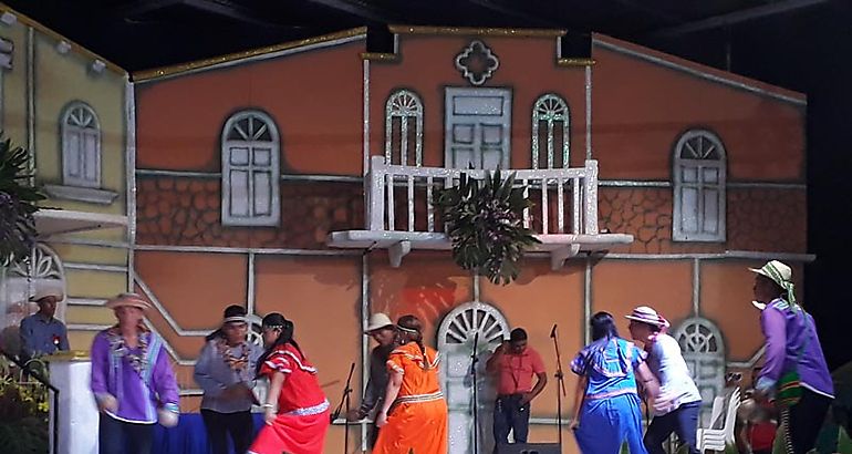 UNCAHI Grupo Cultural de Danzas NgbeBugl