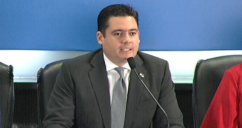 Jos Gabriel Carrizo Jan