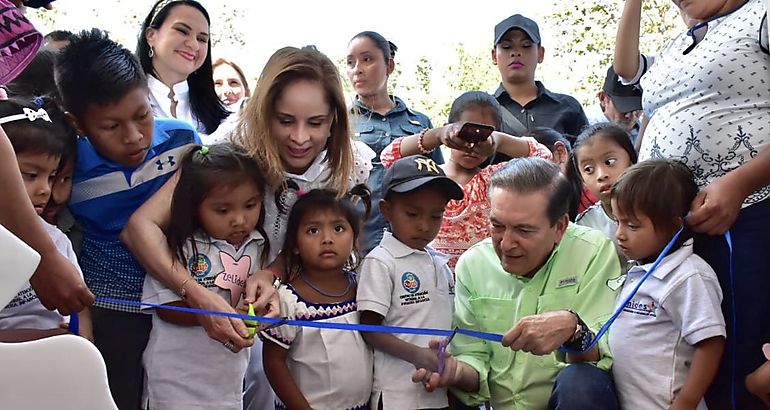 Presidente inaugura Centros de Atencin Integral a la Primera Infancia 