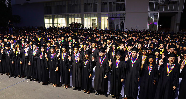 UTP celebra su Ceremonia de Graduacin Promocin 2019