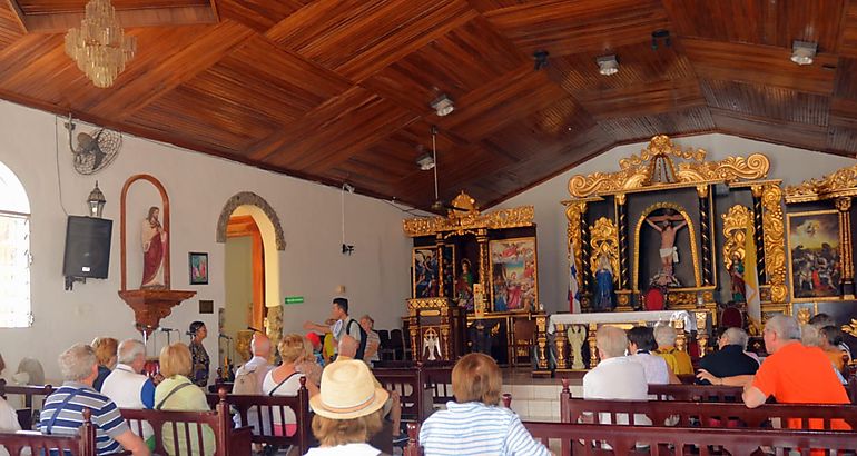  Iglesia Santa Catalina de Alejandra de Pedas