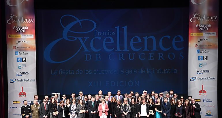 Pullmantur Cruceros reconocida con el Premio Excellence a la Mejor Tripulacin y a la Mejor Compaa para el Primer Crucero