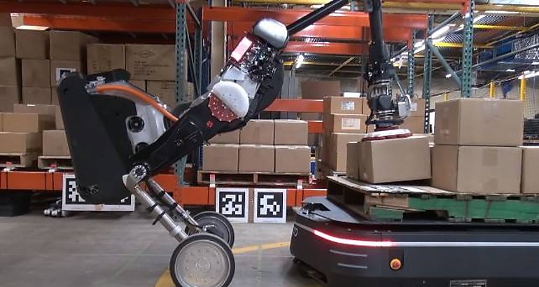 Boston Dynamics y OTTO Motors