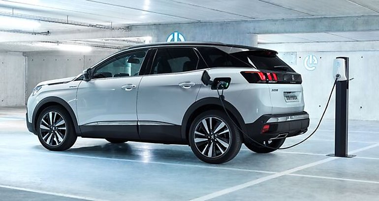 Peugeot 3008 GT Hybrid4 300 eEAT8