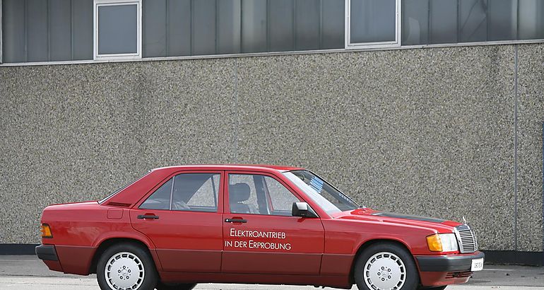 Mercedes 190 elctrico de 1990