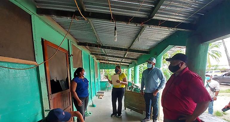 Anati contina titulando tierras a familias bocatoreas