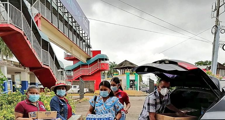 ISAE Universidad Sede Santiago realiza donacin a damnificados