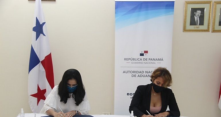 Aduanas firma tres contratos de consultoras para avanzar con el proyecto fronterizo con Costa Rica 