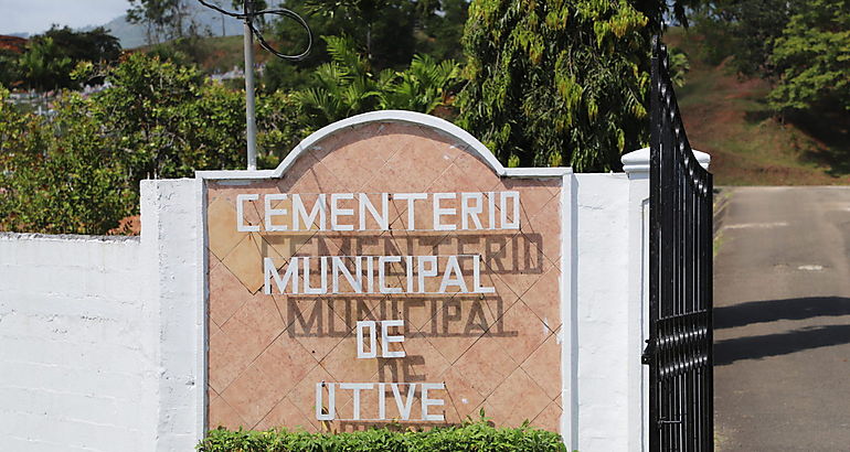 Cementerio Municipal de Utiv