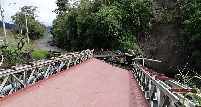 puente sobre la quebrada Iglesia en Cerro Punta