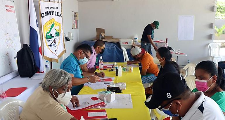 Familias de Caimitillo se preparan para recibir sus ttulos de propiedad