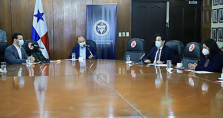 Cmara de Comercio y DGI dialogan sobre beneficios del CAIR