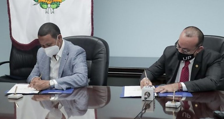 UP y  Pandeportes firman convenio para uso de terreno del estadio Armando Dely Valds