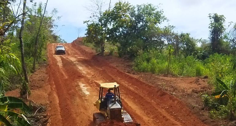 camino que une a San Flix con Salto Dupi y Quebrada Otoe en la comarca Ngbe Bugl