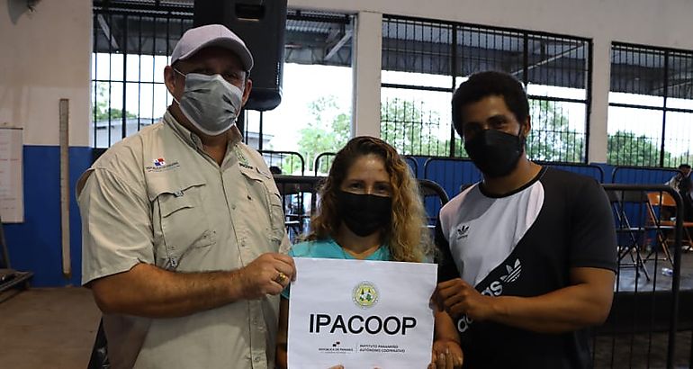 IPACOOP entrega apoyo econmico a cooperativas de Cocl