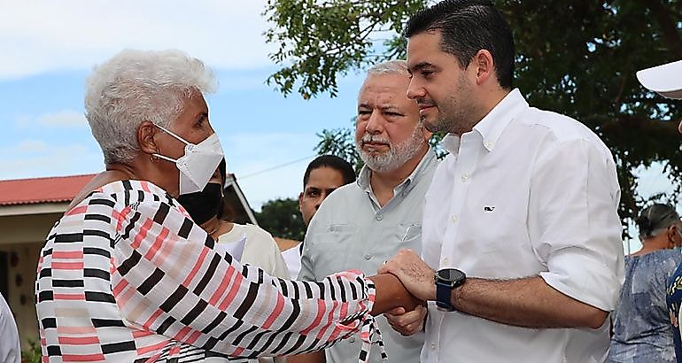 Vicepresidente Carrizo entreg soluciones habitacionales en Cocl