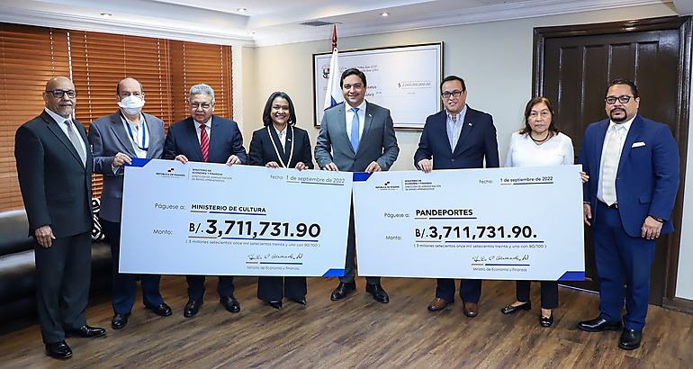 MEF entrega al Ministerio de Cultura y Pandeportes fondos comisados