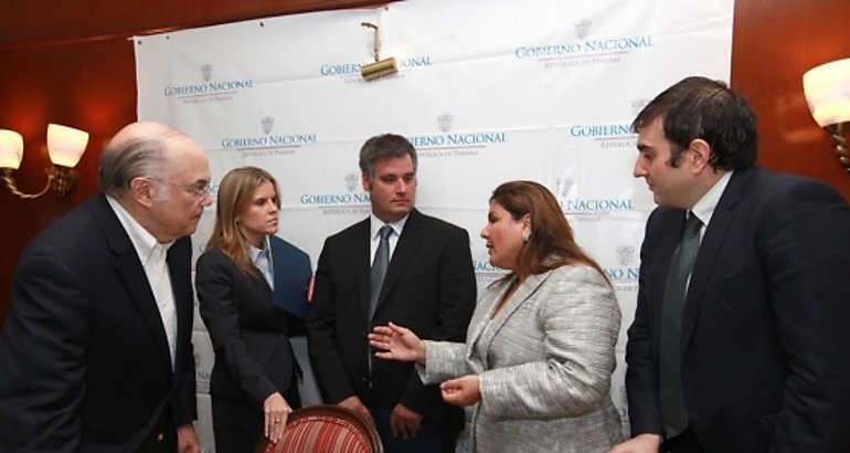 Delegacin del Foro Econmico Mundial se rene con representantes del sector gubernamental empresa privada y acadmicos